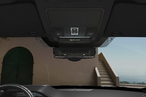 Discovery Sport Courtesy Lamps