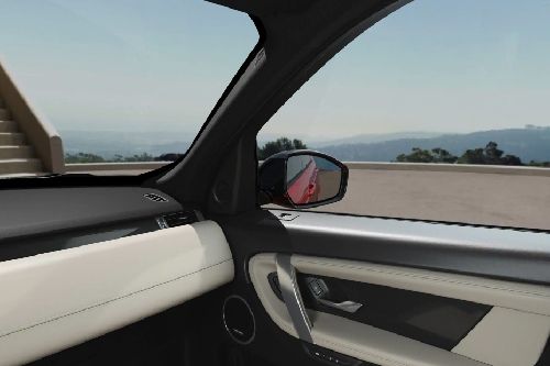door handle interior of Land Rover Discovery Sport