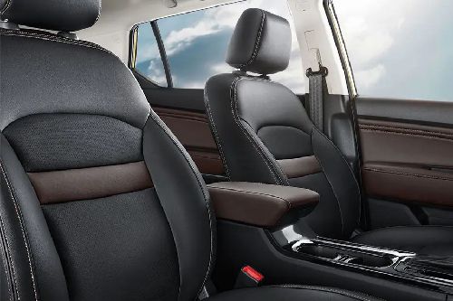 GS3 Front Seats