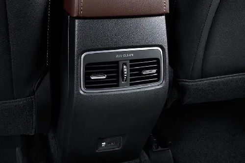 GS3 Rear AC Controls