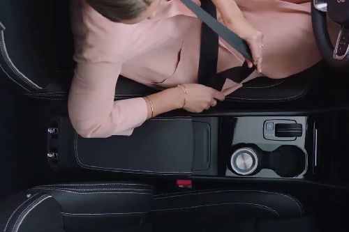 XC40 Recharge Cup Holders