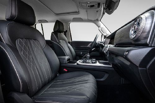 Tank 300 Front Seats