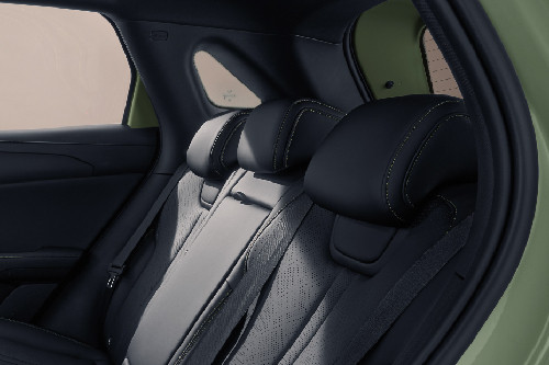 Atto 2 Rear Seat Head rest