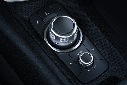 Center Controls of Mazda MX-5 RF