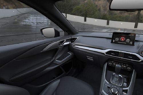 Mazda CX-9 Passengers View