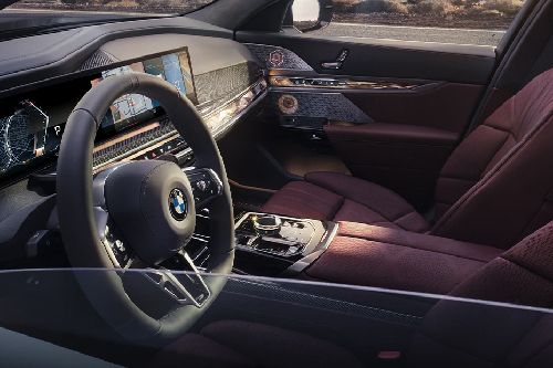 Dashboard View of 7 Series Sedan