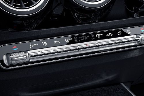 Front AC Controls of Mercedes Benz GLA-Class