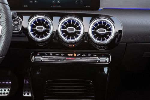 Front AC Controls of Mercedes Benz A-Class