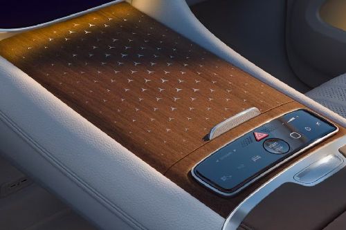 Center Controls of Mercedes Benz EQS SUV