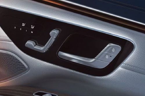 door handle interior of Mercedes Benz EQS SUV
