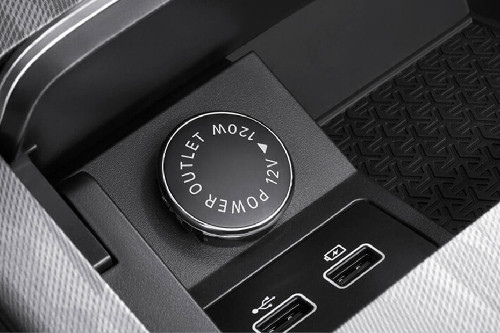 Power Accessories Outlet View of Jetour VT9