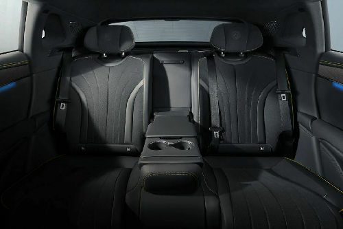 Denza Z9 GT Rear Seats