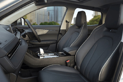 Tiggo Cross Front Seats