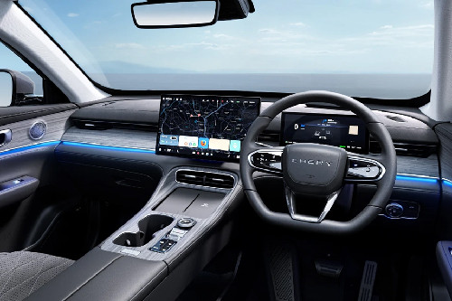 Dashboard View of Tiggo 8 PHEV