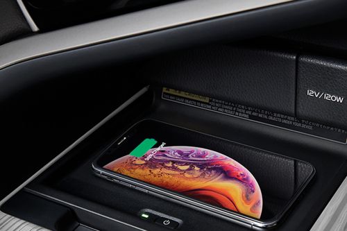 Camry Front Center Divider