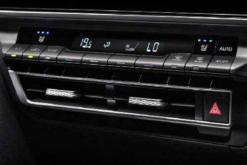 Front AC Controls of Toyota Camry Hybrid