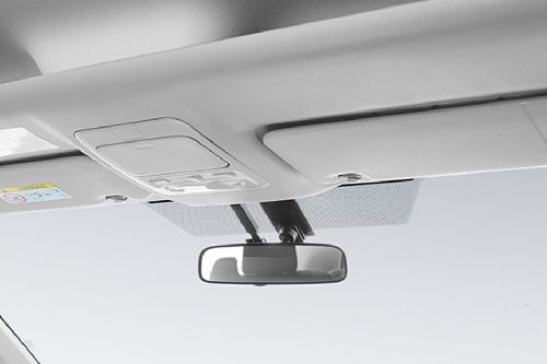 Hiace SLWB Courtesy Lamps