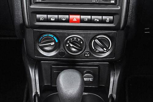 Proton Saga 2016 2018 Interior Exterior Colour Images Malaysia