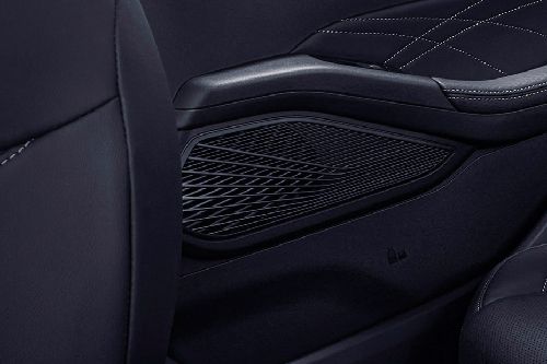 Speakers View of Proton S70