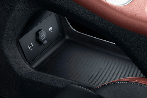 Power Accessories Outlet View of Proton X50