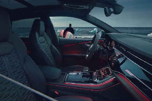 RS Q8 Front Seats