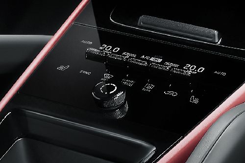 Front AC Controls of Porsche Cayenne