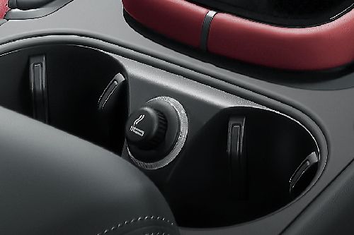 Power Accessories Outlet View of Porsche Cayenne