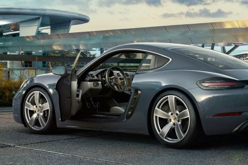 Porsche 718 Driver's Side View Door Open