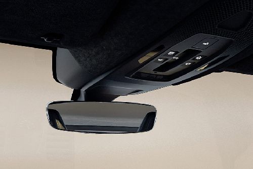 Panamera Courtesy Lamps