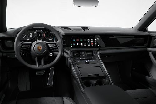 Dashboard View of Panamera