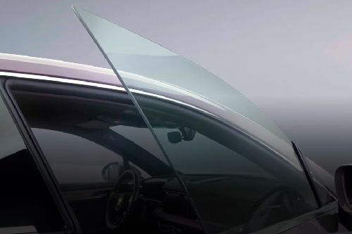 Porsche Macan Electric Front And Rear Seats Together