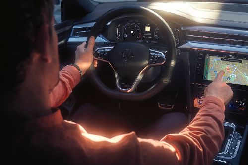 Volkswagen Arteon R-Line Steering Wheel