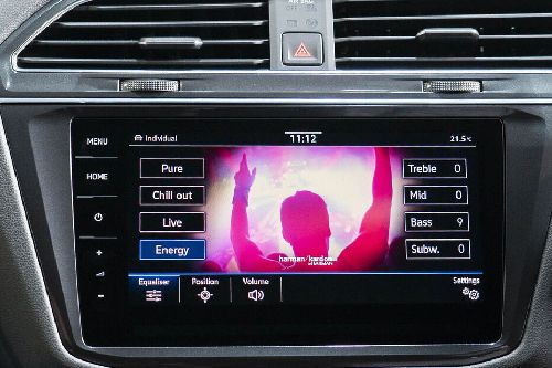 Stereo View of Tiguan Allspace Elegance