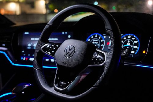Volkswagen Touareg R-Line Steering Wheel