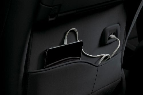 Power Accessories Outlet View of Nissan Serena