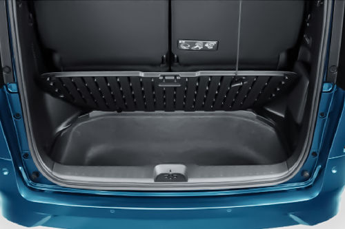 Storage Closer View of Nissan Serena e-Power