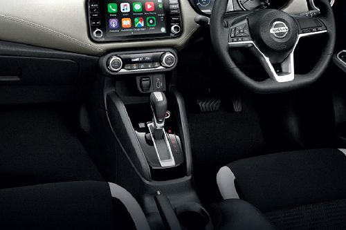 Nissan Almera Gear Shifter