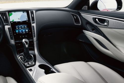 Infiniti Q60 Passengers View