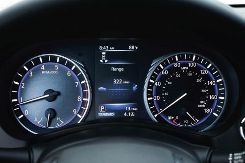 Q60 TachoMeter