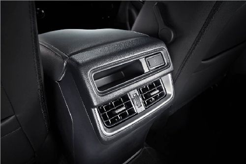 D-Max Rear AC Controls