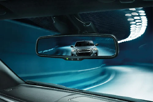 D-Max Courtesy Lamps