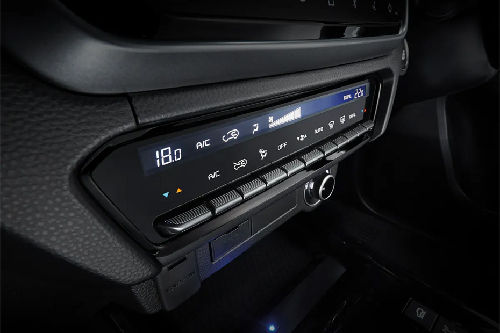Front AC Controls of Isuzu D-Max