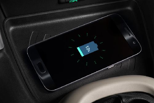 Power Accessories Outlet View of Citroen C3 Aircross