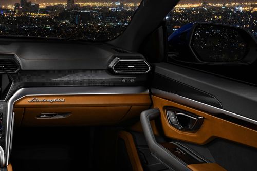 Lamborghini Urus Passengers View
