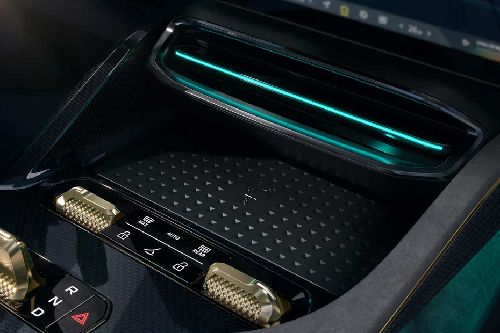 Power Accessories Outlet View of Lotus Eletre