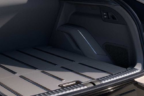 Storage Closer View of Lotus Eletre