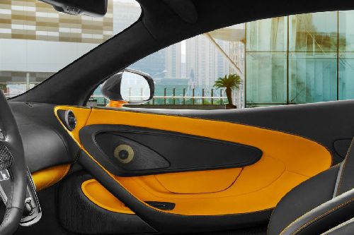 McLaren 570S Passengers View
