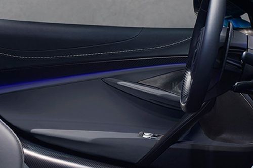 door handle interior of McLaren 720S Spider