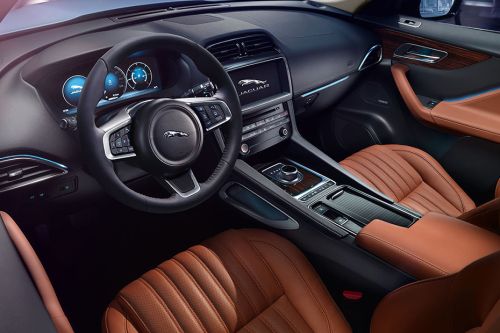 Dashboard View of F-Pace