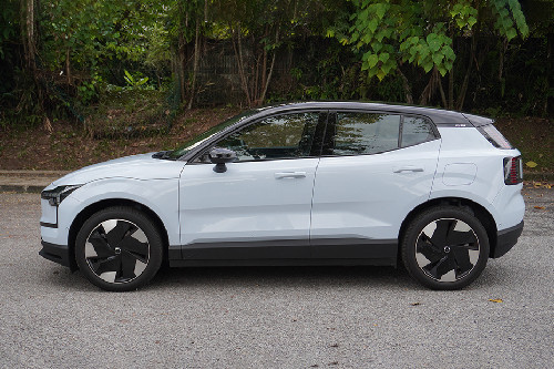 Volvo EX30 Side View